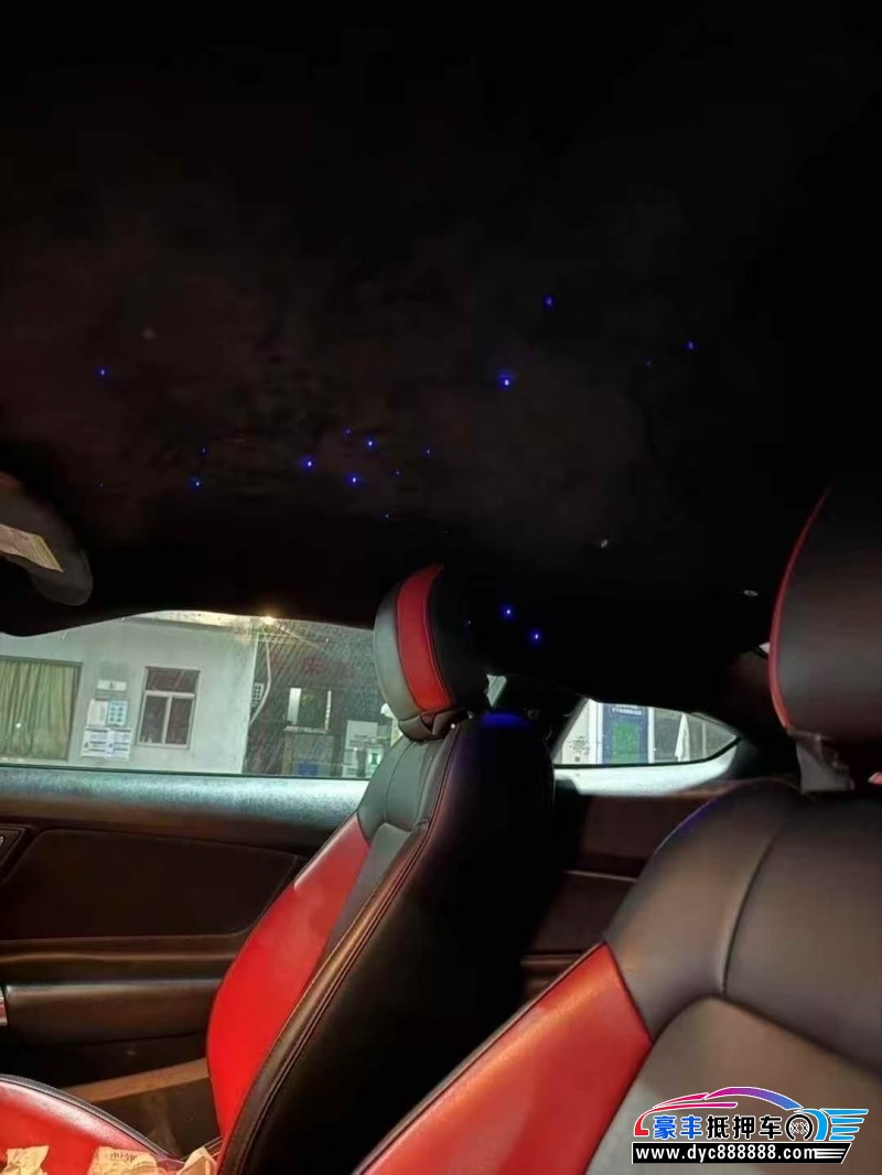 17年福特野马轿车抵押车出售