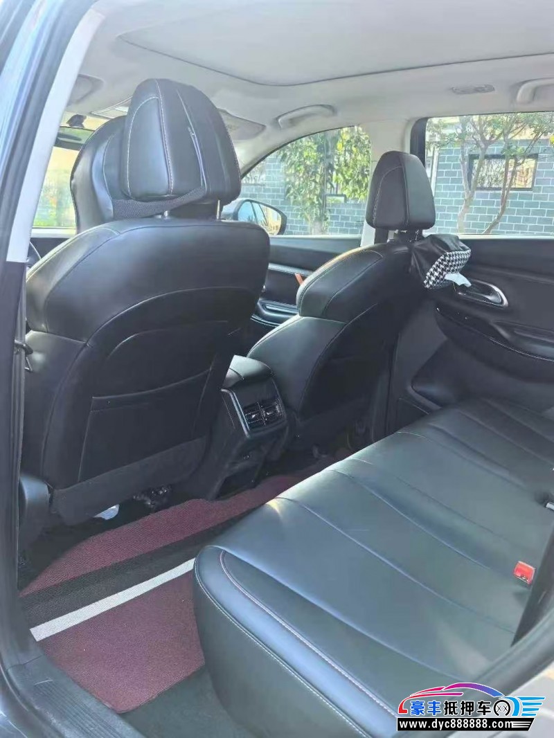 22年长安欧尚X7轿车抵押车出售