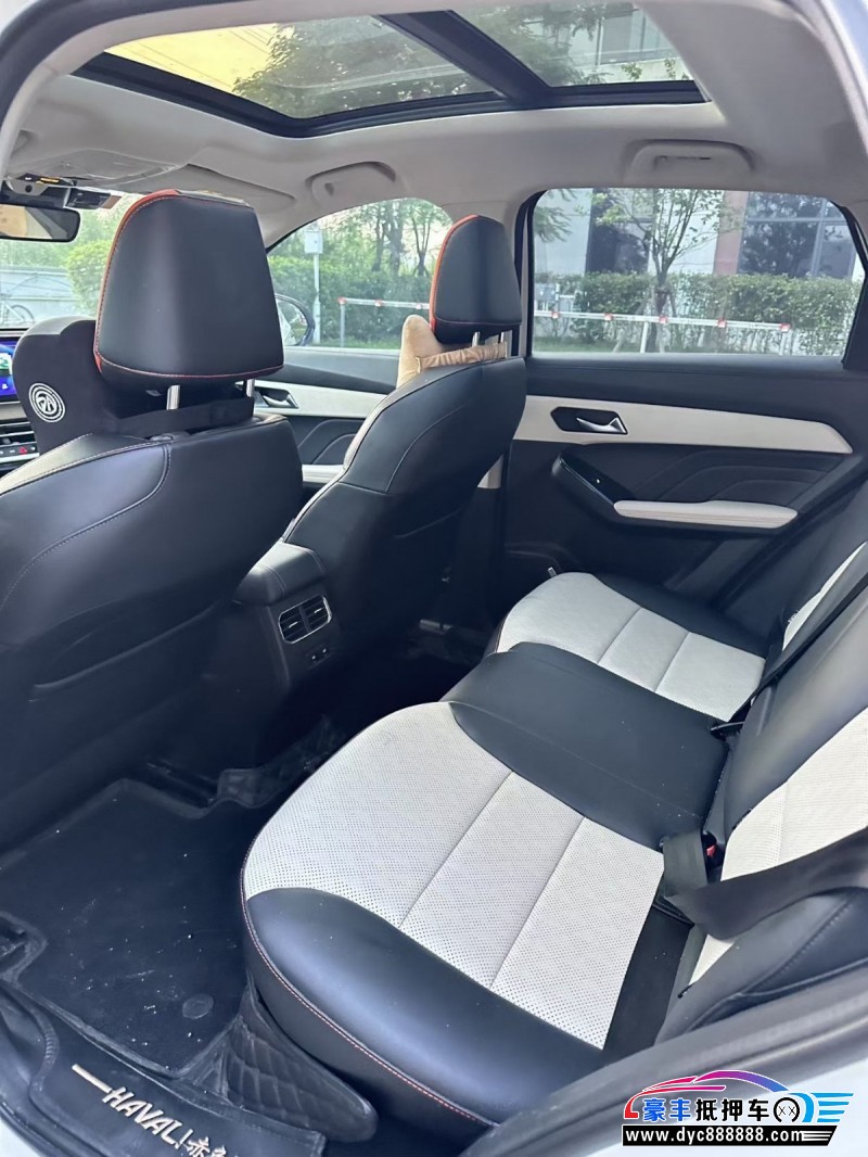 22年长城哈弗赤兔轿车抵押车出售