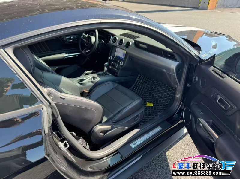 22年福特野马轿车抵押车出售