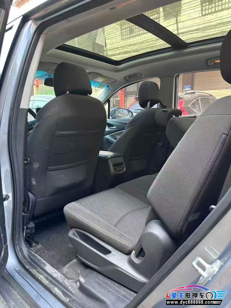 19年雪佛兰沃兰多轿车抵押车出售