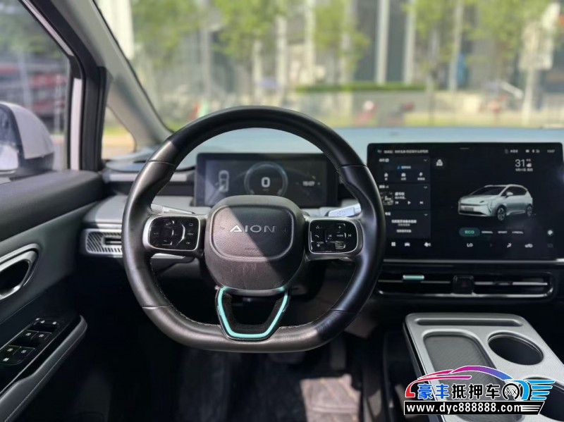 23年埃安Y70轿车抵押车出售