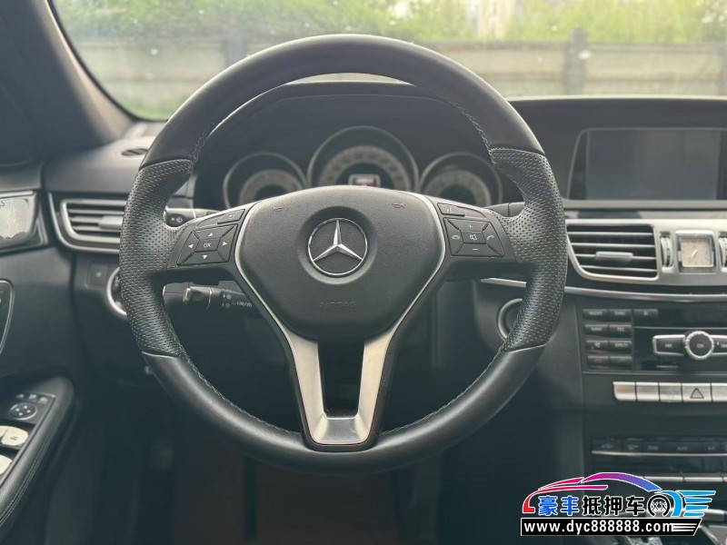 14年奔驰E轿车抵押车出售