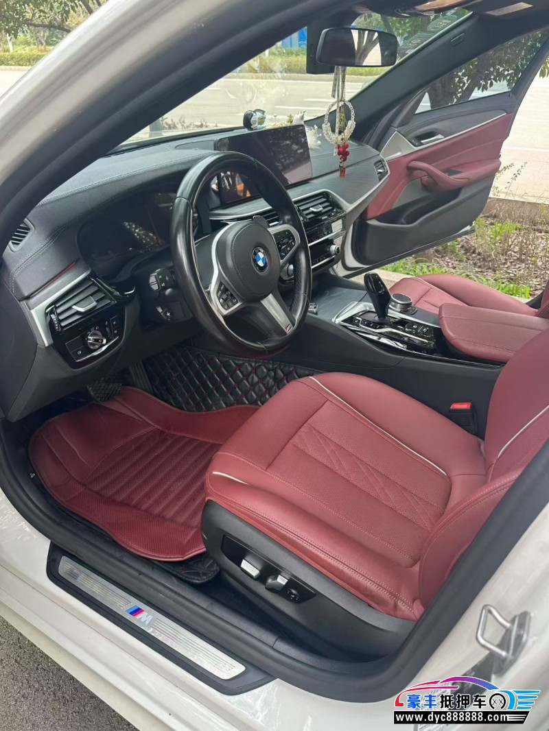 20年宝马5系轿车抵押车出售