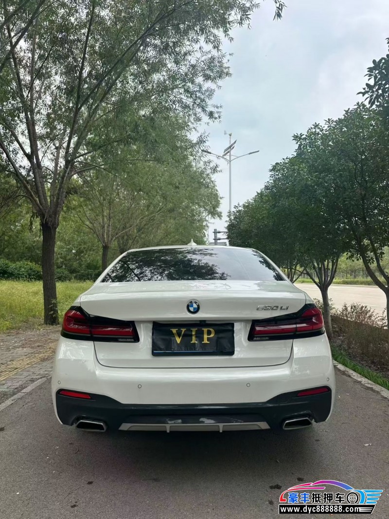 20年宝马5系轿车抵押车出售