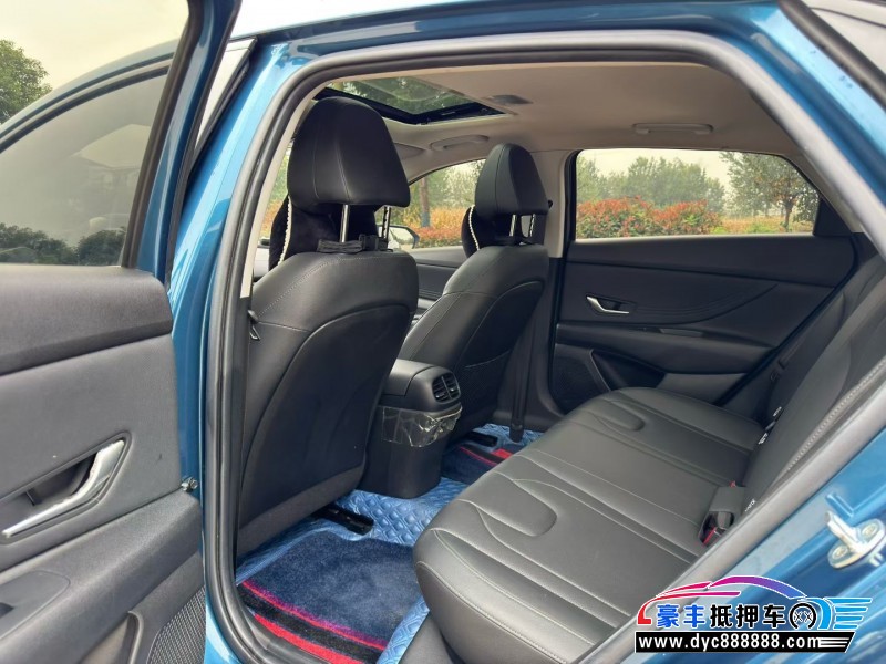 22年现代伊兰特轿车抵押车出售