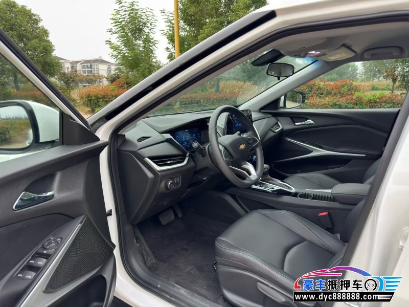 24年雪佛兰畅巡轿车抵押车出售