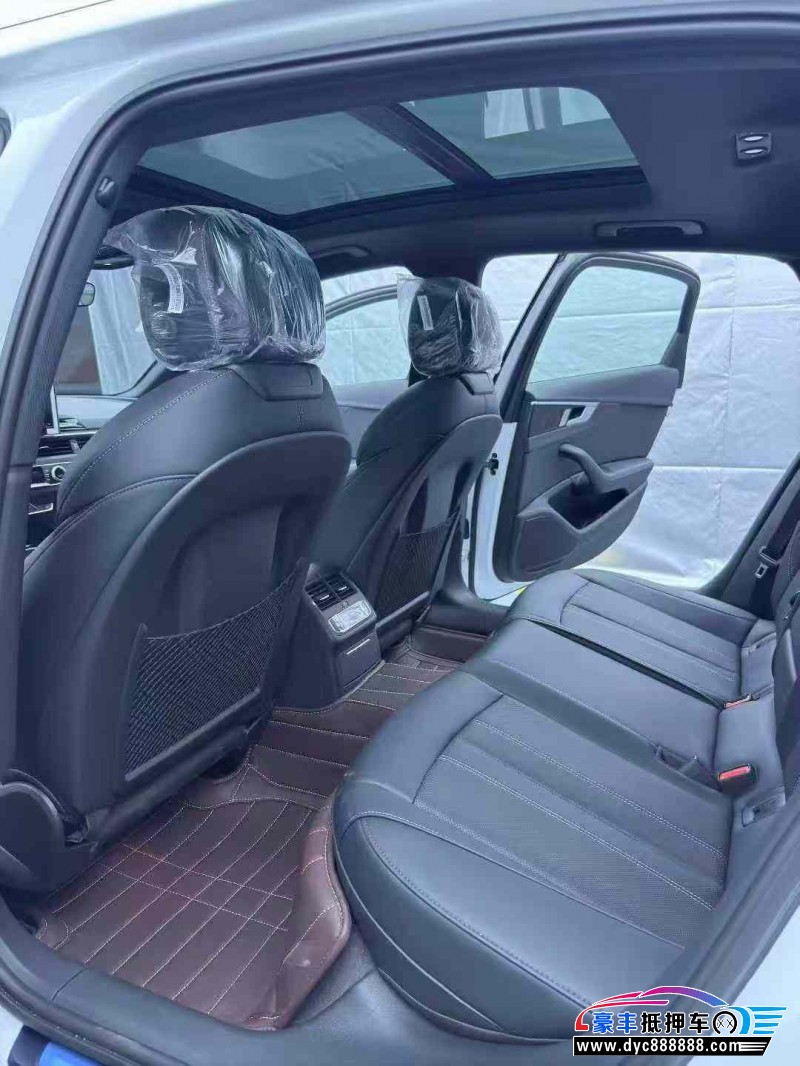 25年奥迪A4L轿车抵押车出售