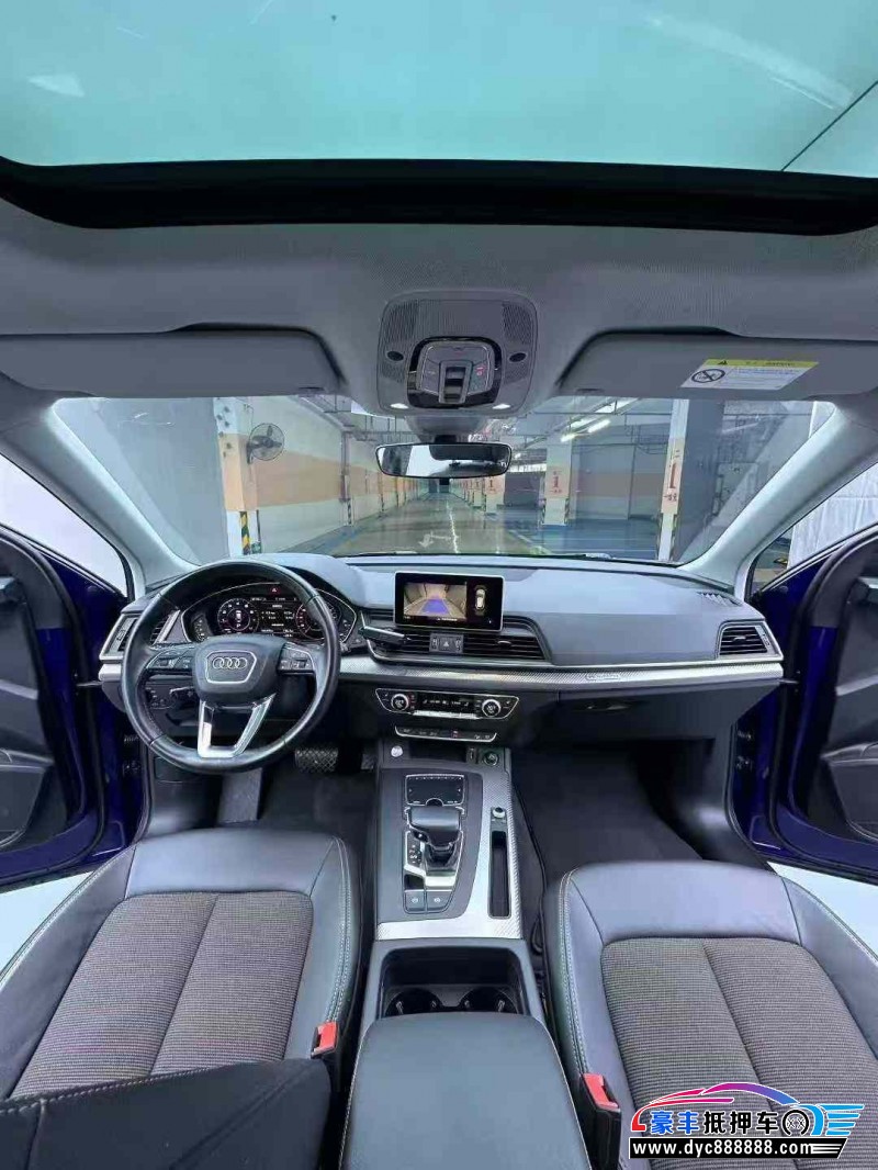 18年奥迪Q5轿车抵押车出售