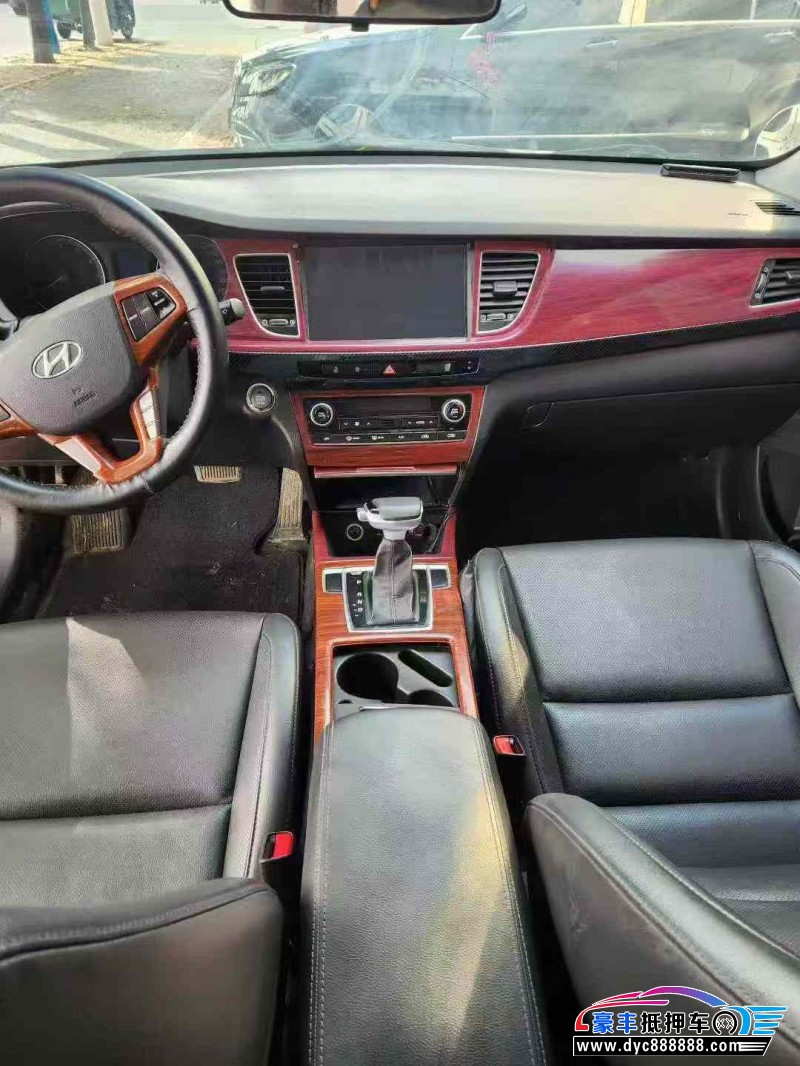 14年现代名图轿车抵押车出售