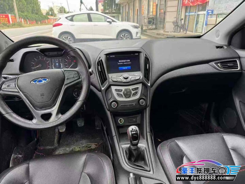 18年奇瑞艾瑞泽5轿车抵押车出售