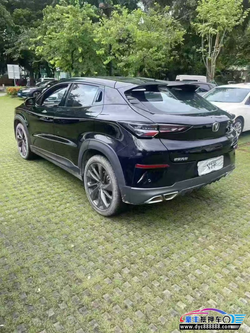 21年长安UN-T轿车抵押车出售