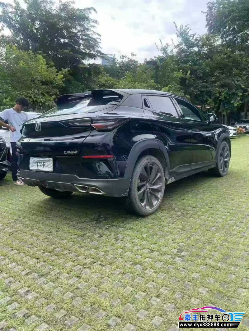 21年长安UN-T轿车抵押车出售