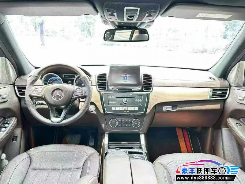 18年奔驰GLE轿车抵押车出售