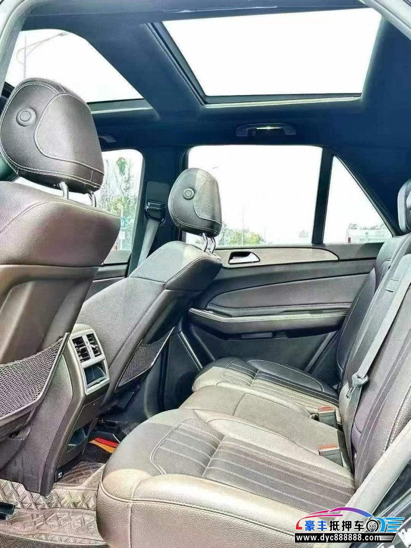 18年奔驰GLE轿车抵押车出售