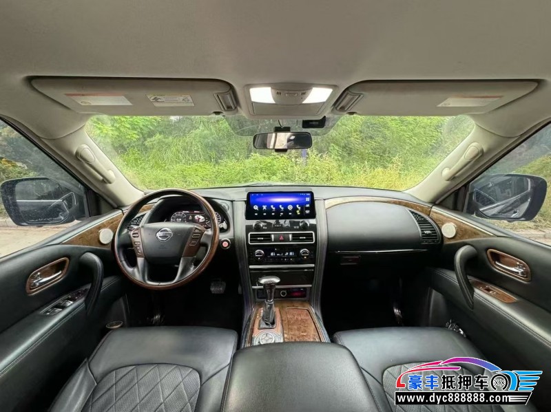 19年日产途乐轿车抵押车出售