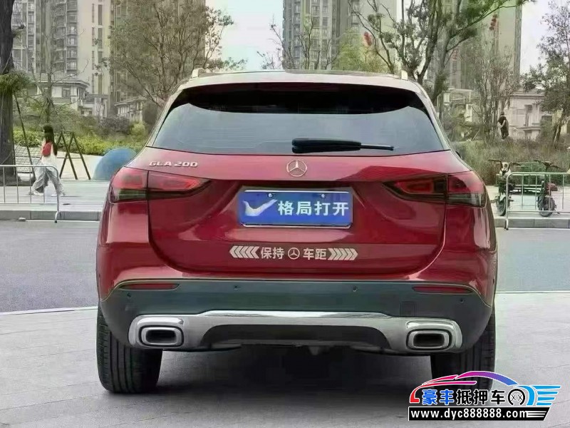 22年奔驰GLA轿车抵押车出售