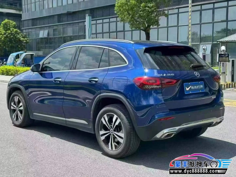 21年奔驰GLA轿车抵押车出售