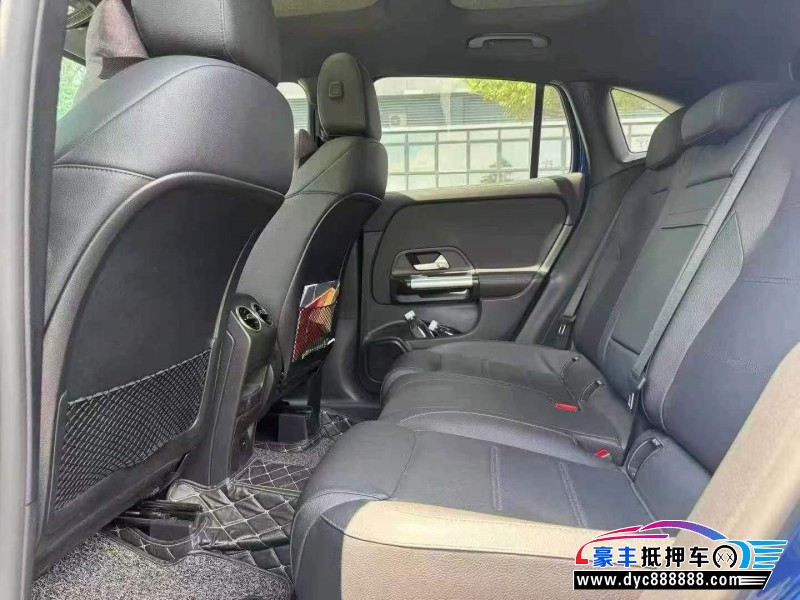 21年奔驰GLA轿车抵押车出售