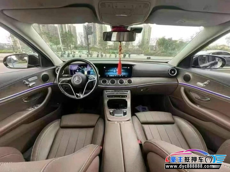 22年奔驰E轿车抵押车出售