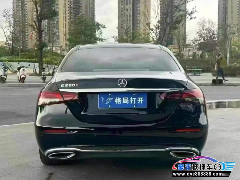 22年奔驰E轿车抵押车出售