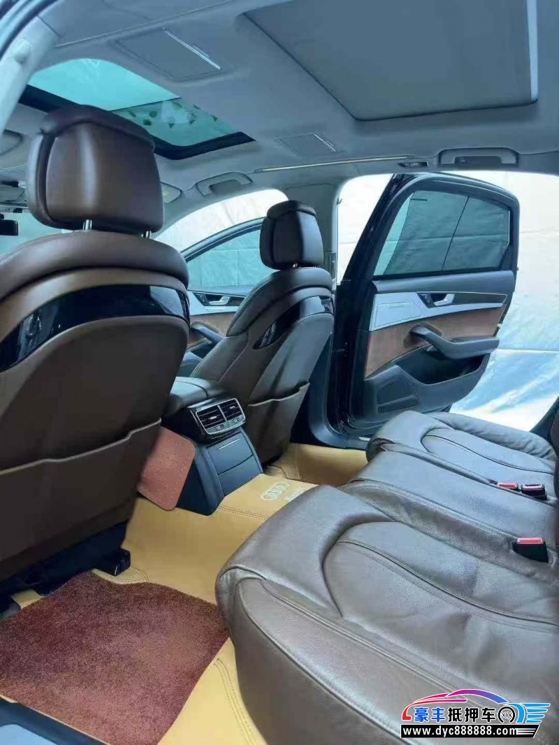 17年奥迪A8L轿车抵押车出售