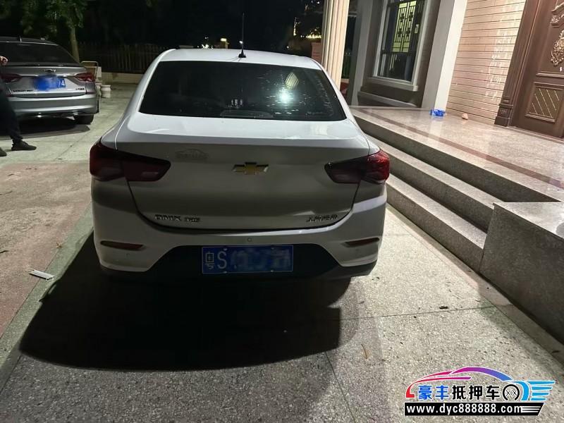21年雪佛兰科沃兹轿车抵押车出售