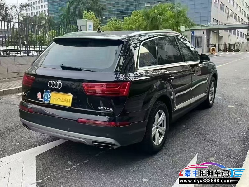 17年奥迪Q7轿车抵押车出售