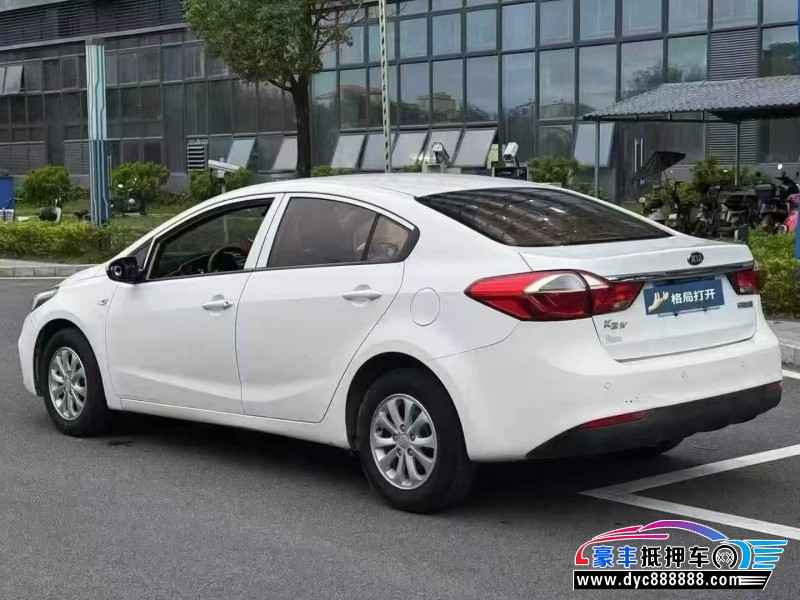 17年起亚K3轿车抵押车出售