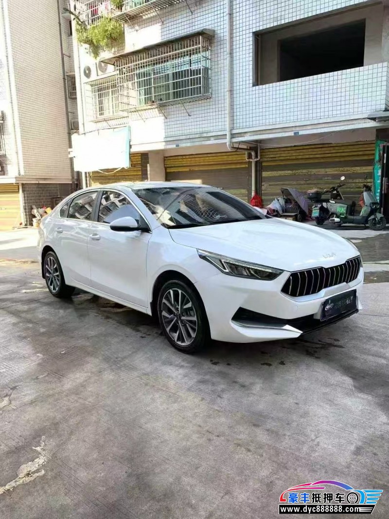 22年起亚K3轿车抵押车出售