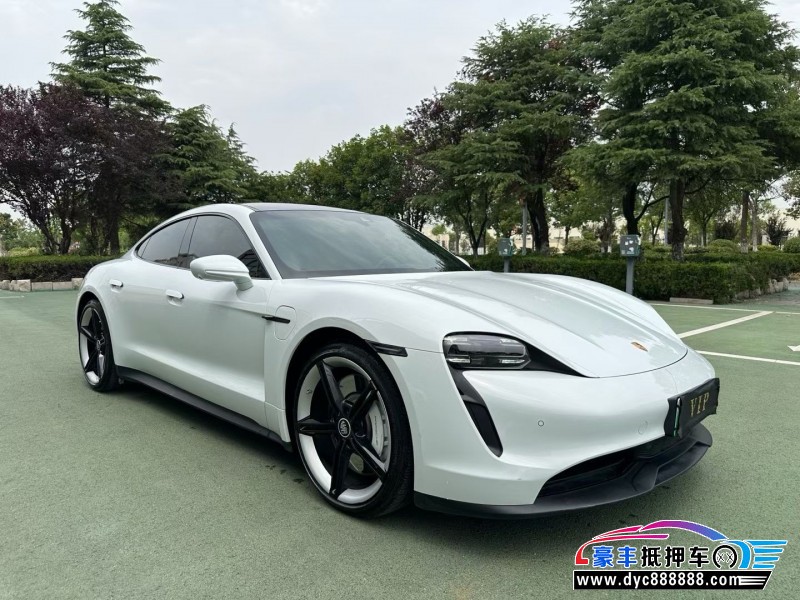 22年保时捷TaYcan轿车抵押车出售