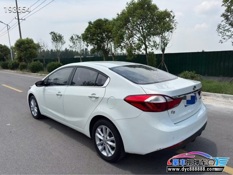 16年起亚K3轿车抵押车出售