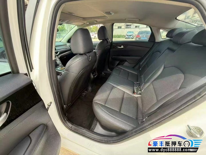 20年起亚K3轿车抵押车出售