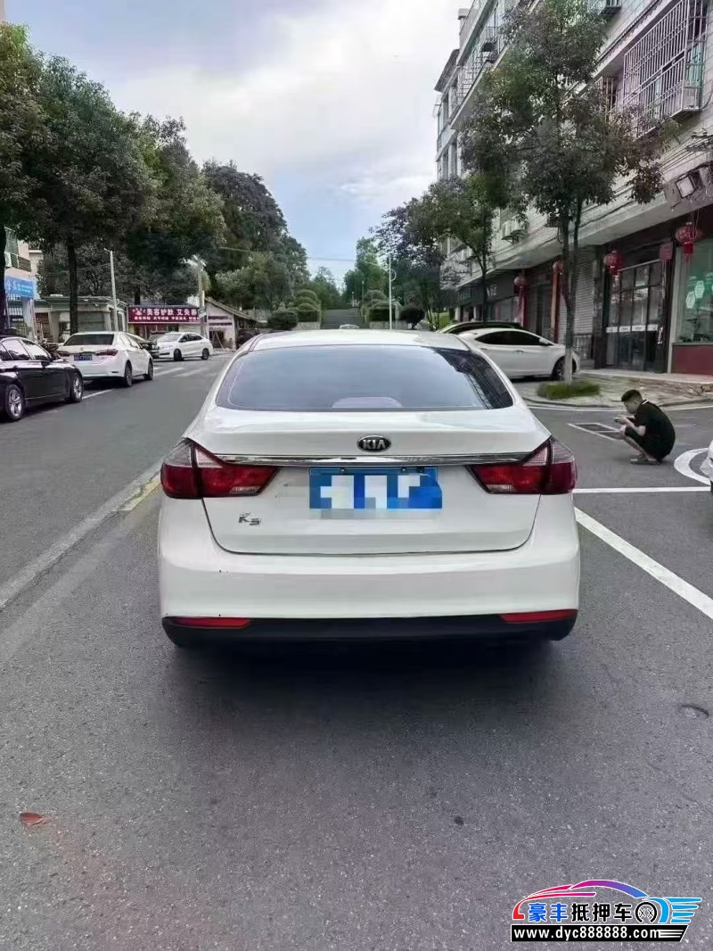 19年起亚K3轿车抵押车出售