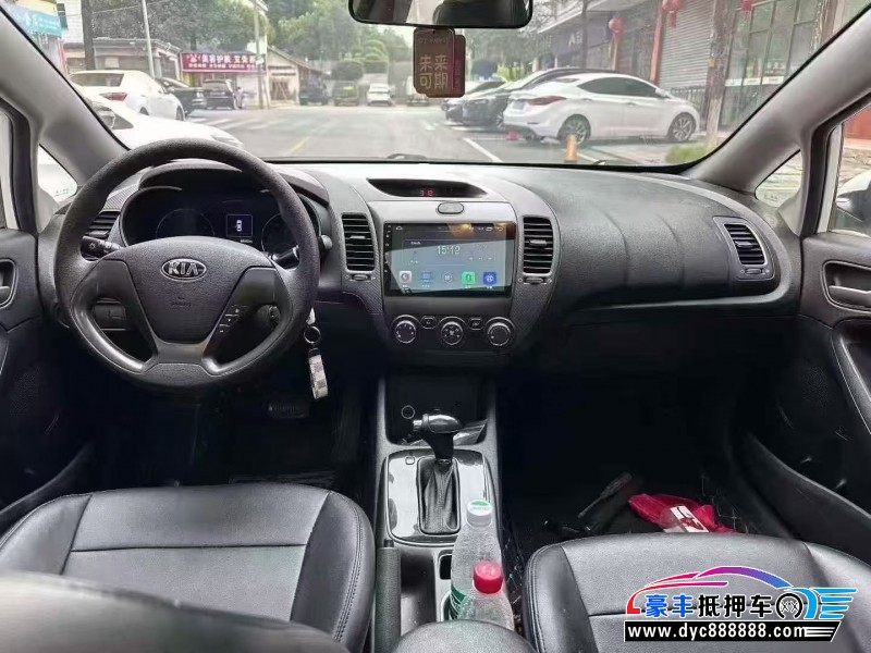 19年起亚K3轿车抵押车出售