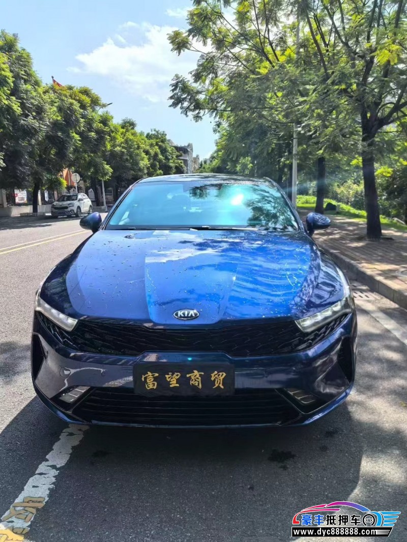 22年起亚K5轿车抵押车出售