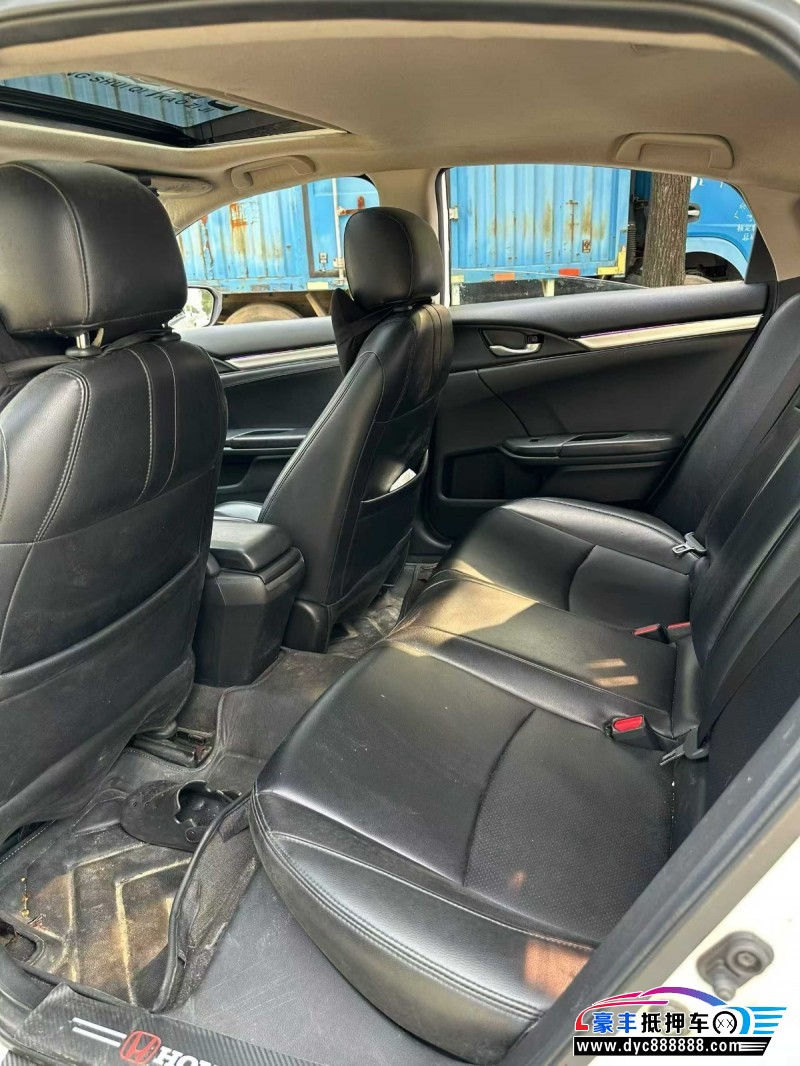 19年本田思域轿车抵押车出售