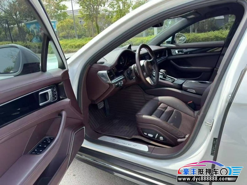 18年保时捷帕纳梅拉轿车抵押车出售