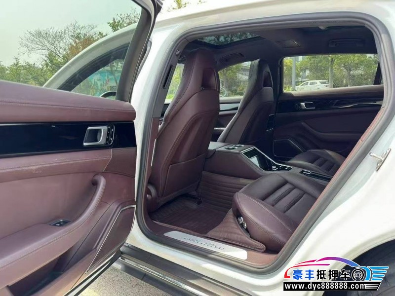 18年保时捷帕纳梅拉轿车抵押车出售