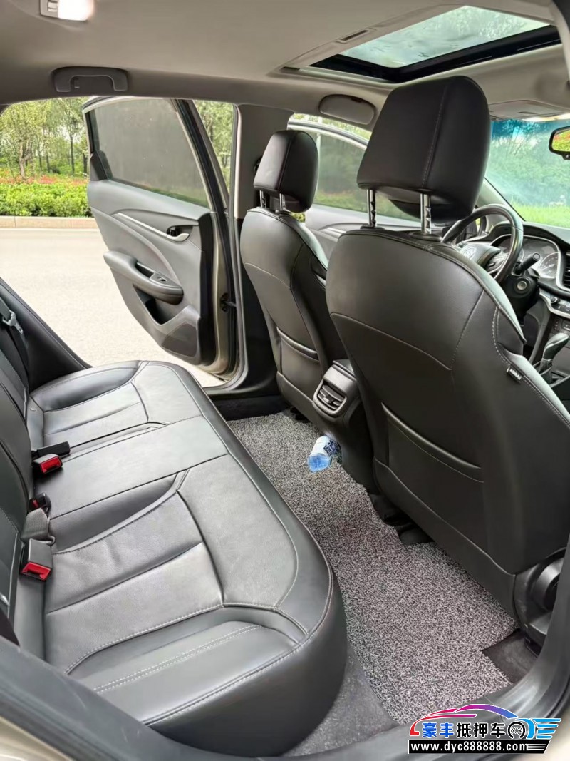 20年别克英朗轿车抵押车出售