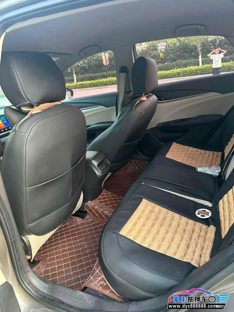 16年别克英朗轿车抵押车出售