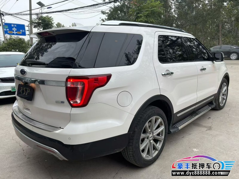 17年福特探险者轿车抵押车出售