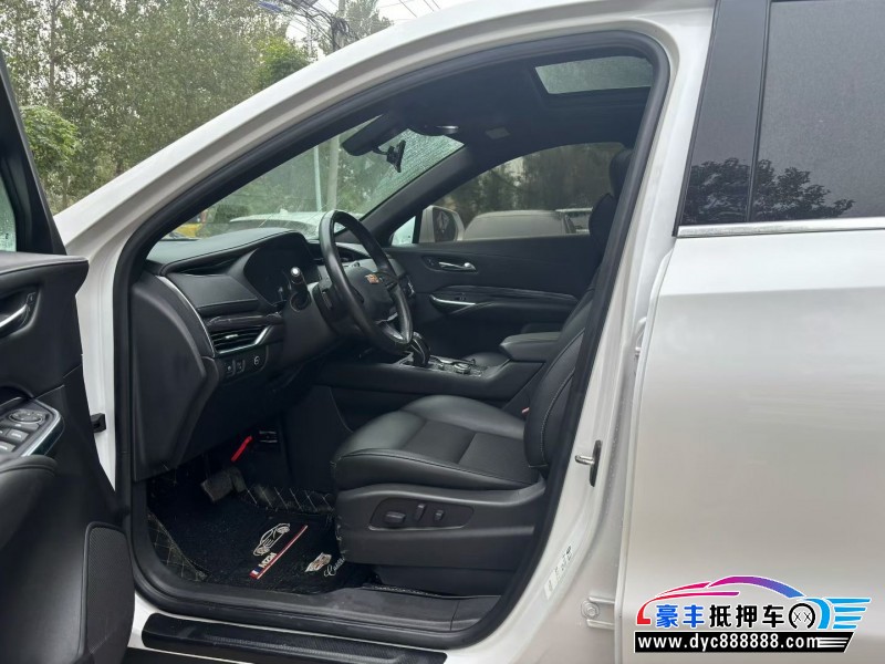 20年凯迪拉克XT4轿车抵押车出售
