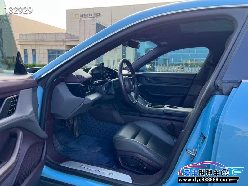 21年保时捷TaYcan轿车抵押车出售