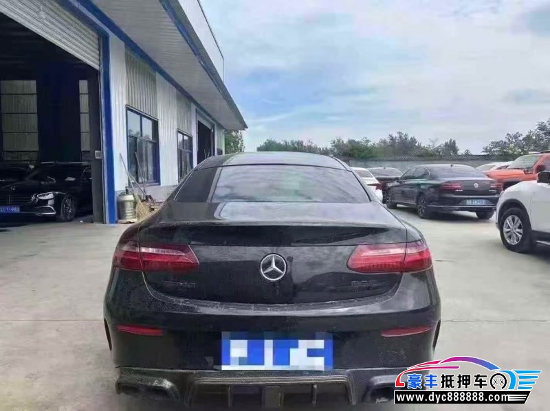 17年奔驰E轿车抵押车出售