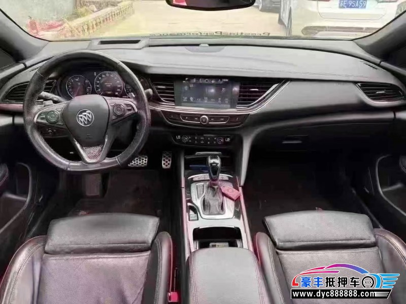 18年别克君威轿车抵押车出售