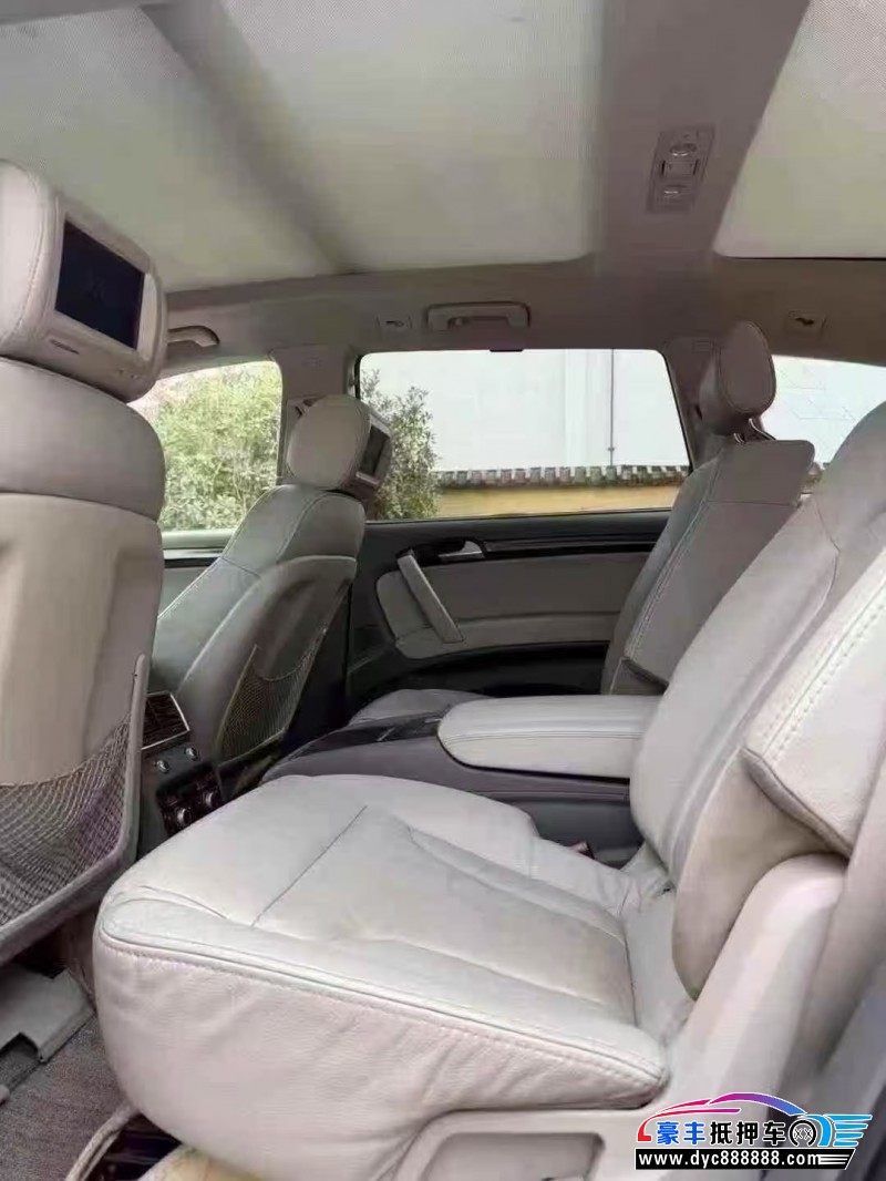 12年奥迪Q7SUV抵押车出售