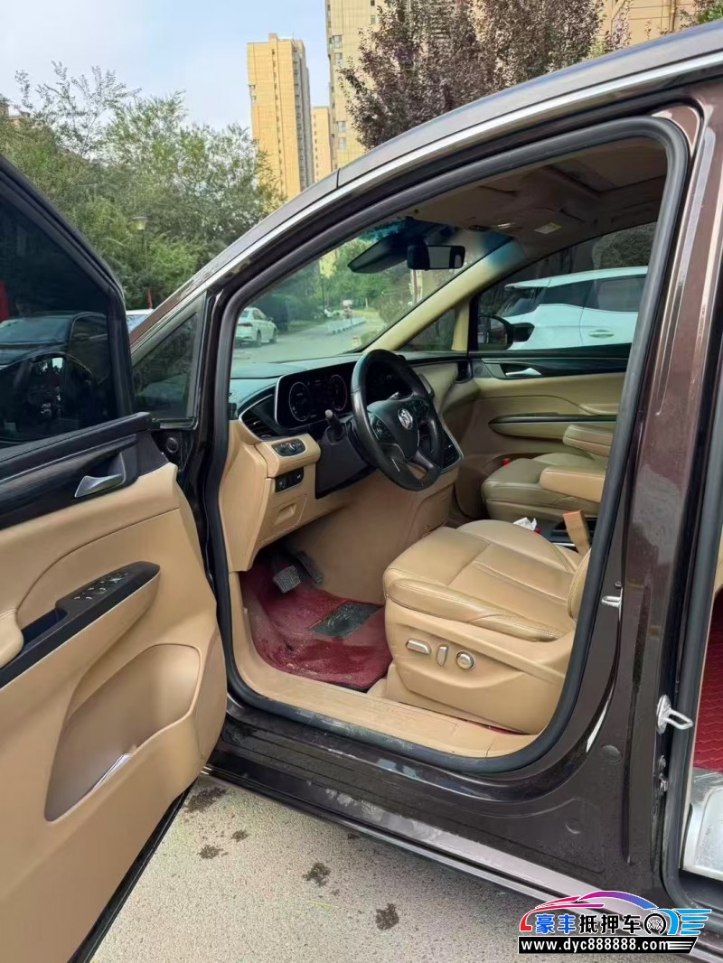 21年别克GL8轿车抵押车出售