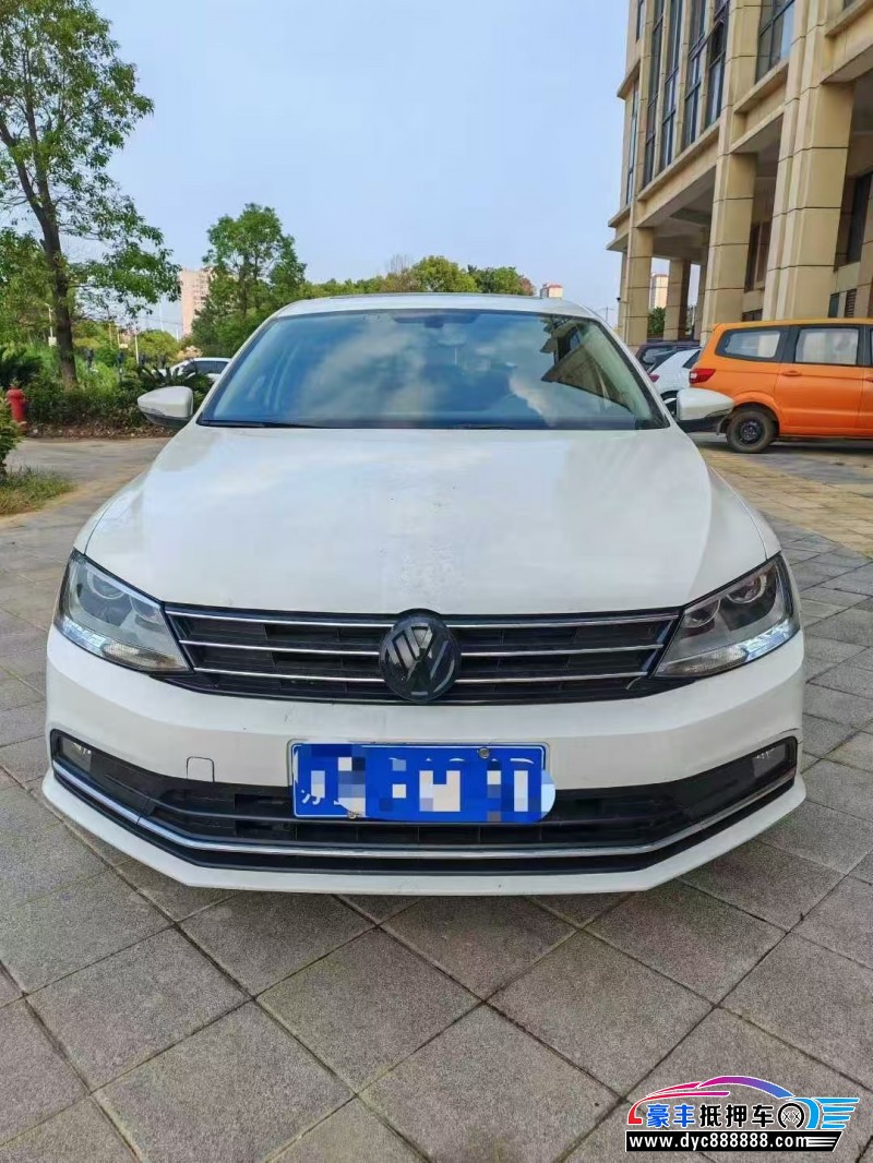 18年大众速腾轿车抵押车出售