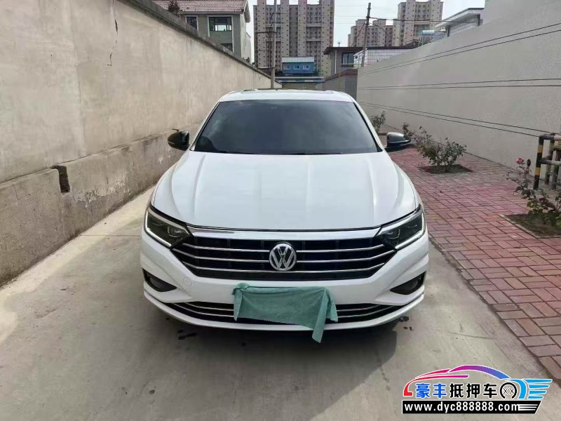 20年大众速腾轿车抵押车出售